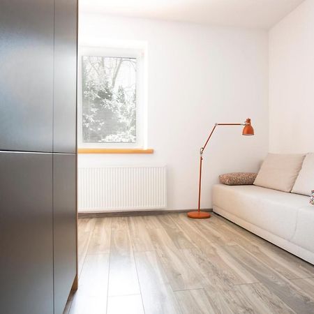 Apartament Z Ogrodem W Centrum Limanowej Limanowa Bagian luar foto