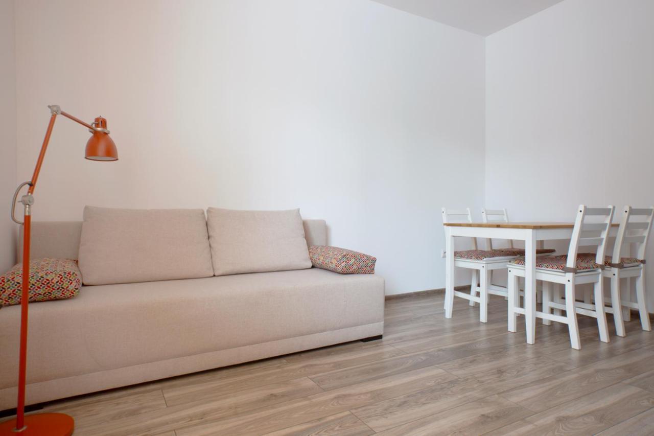 Apartament Z Ogrodem W Centrum Limanowej Limanowa Bagian luar foto
